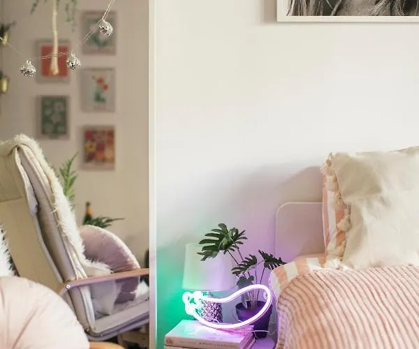 Urban Corvin - Ac & Metro Access * Budapesta