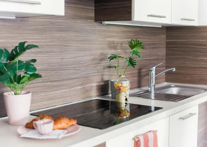 Urban Corvin - Ac & Metro Access Budapesta